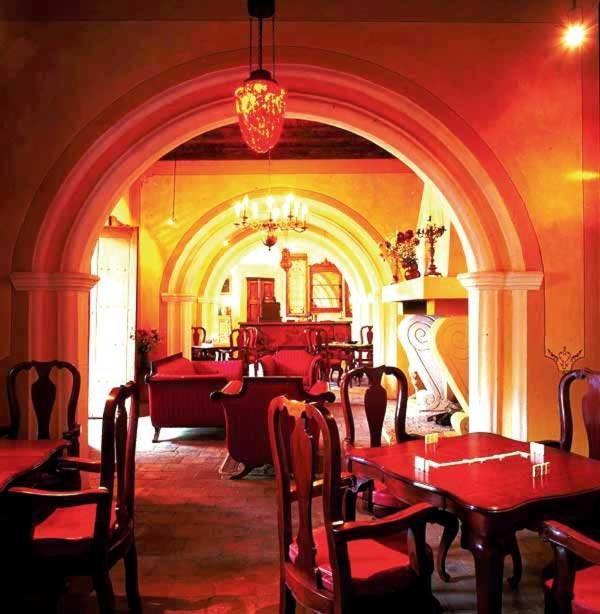 Hotel Parador-museo Santa Maria
